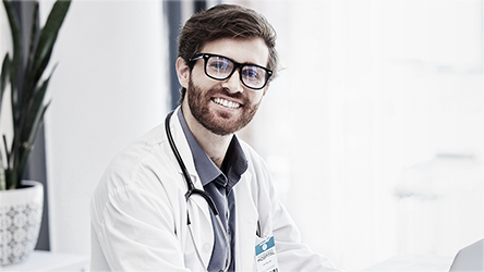 médicos hablando