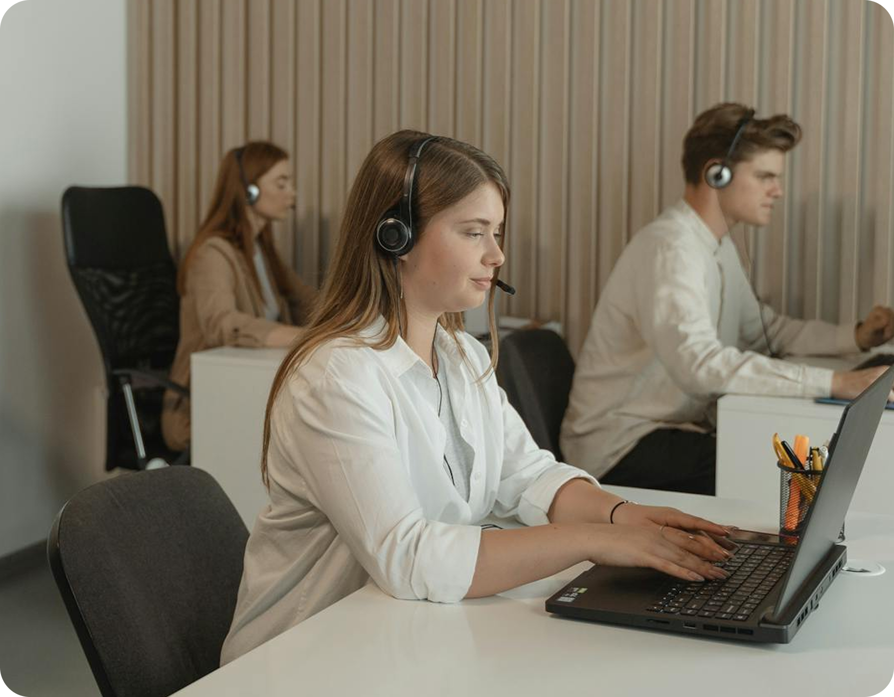 Personal de salud conversando